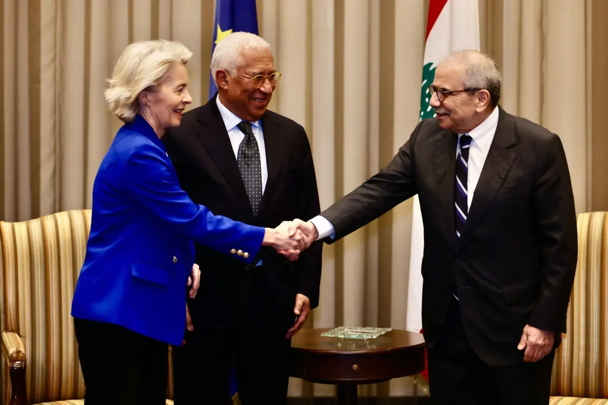 O presidente do Conselho Europeu e a presidente da Comissão Europeia em Beirute