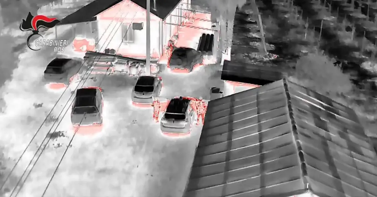 Imagens da operação da polícia italiana