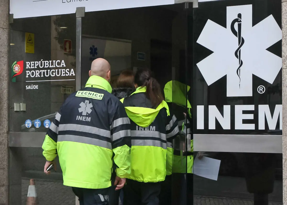 Emergência médica no país "está hoje em pré-colapso"