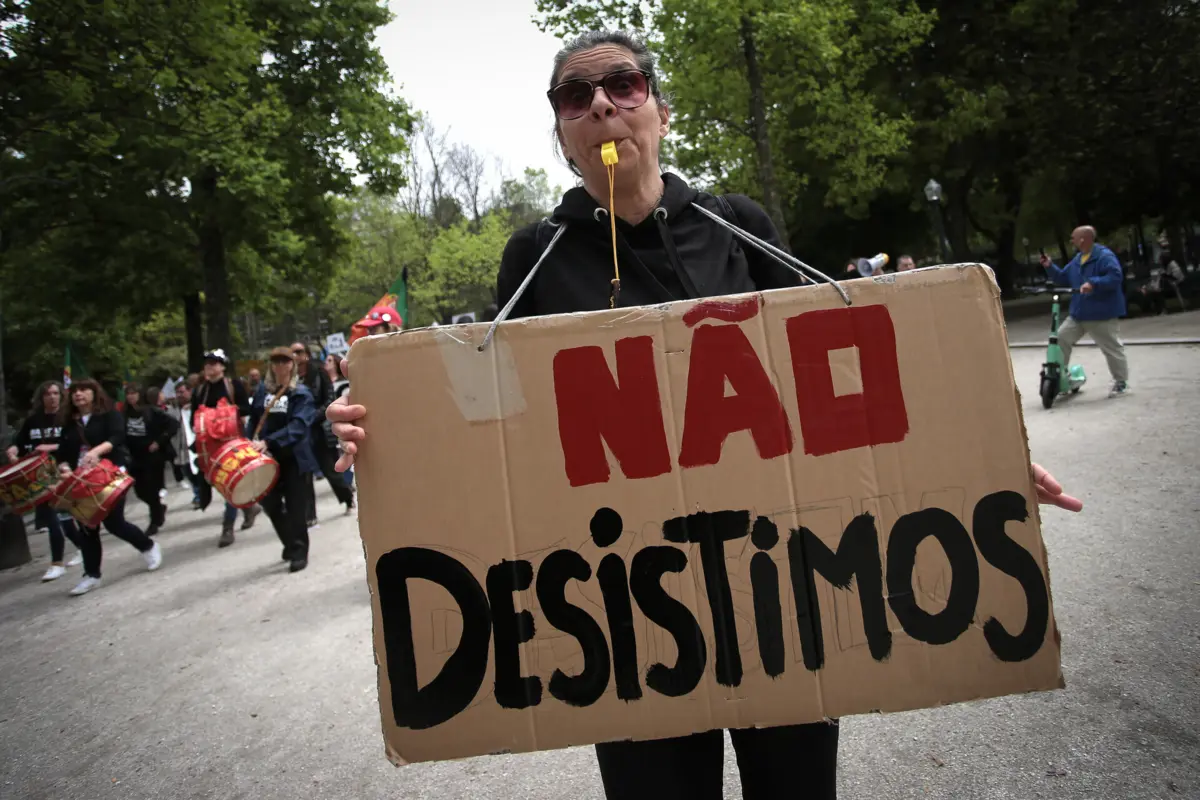 Professores estão descontentes e não querem negociações que sejam rituais