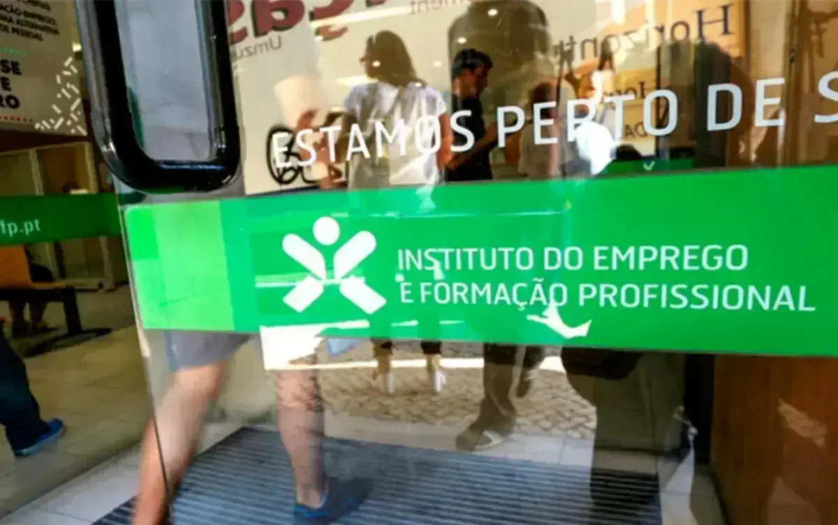 "Nenhuma porta vai fechar, nenhum local vai fechar e ninguém vai ser despedido", garantiu Adriano Rafael Moreira