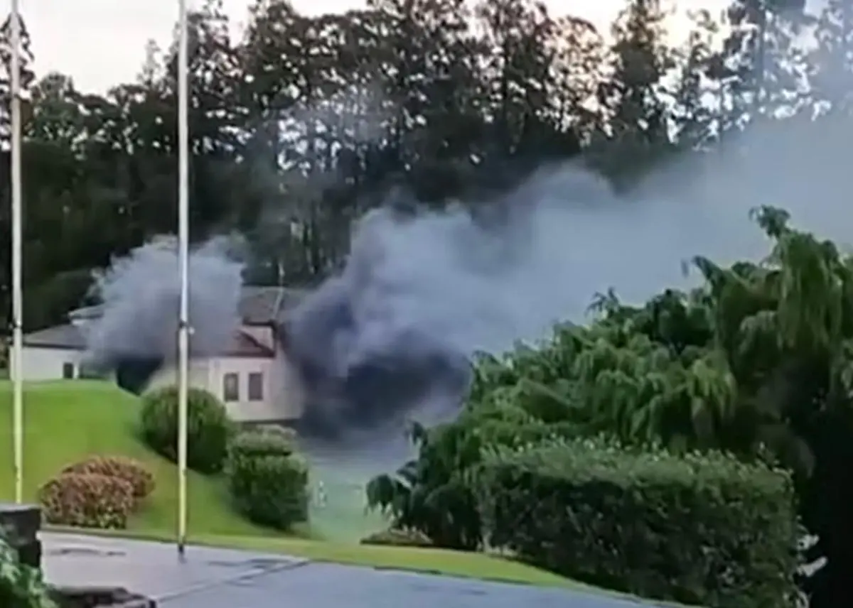 Incêndio atingiu a "Casa dos Buggies", onde estavam aparcados 12 veículos de golfe