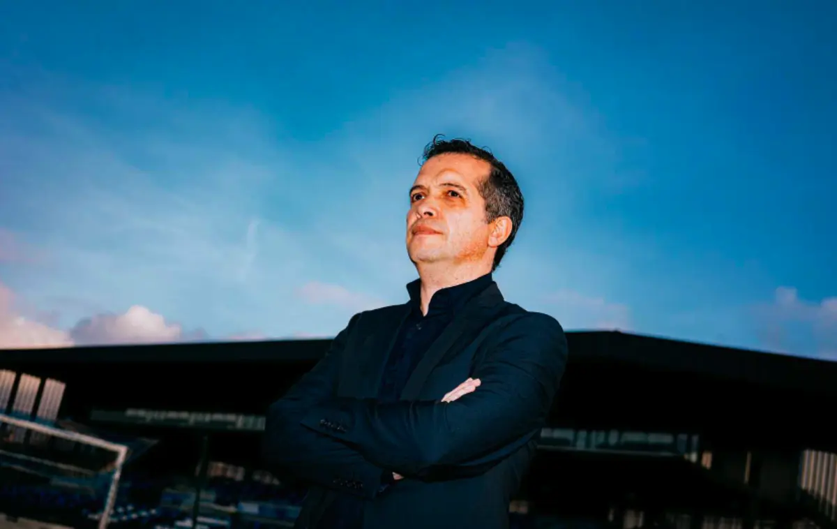 Luís Castro está em grande ao serviço do Dunkerque