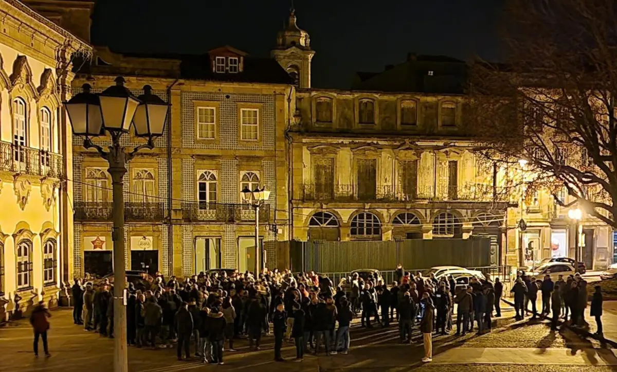 Imagens da vigília de agentes que se realizou em Braga
