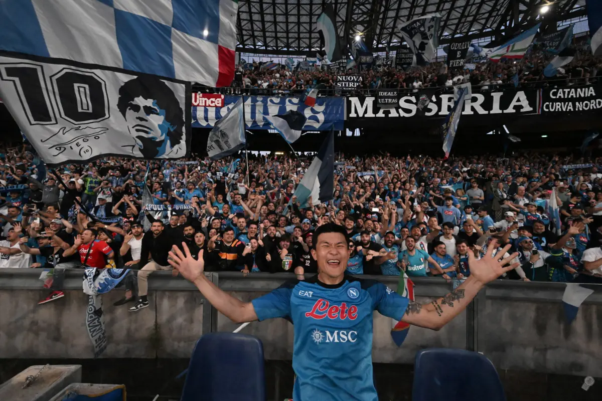 Kim Min-jae foi campeão na temporada de estreia pelo Nápoles