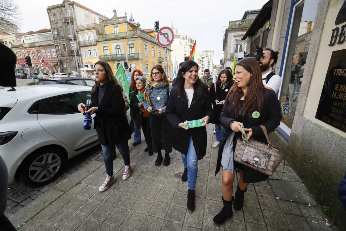 Inês Sousa Real andou esta quarta-feira em campanha no Porto