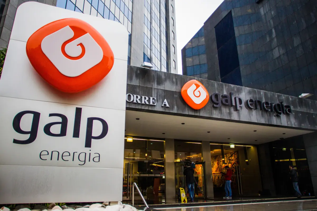 Imagem de contexto do artigo Anúncios fraudulentos apelam a investimento em ações da Galp