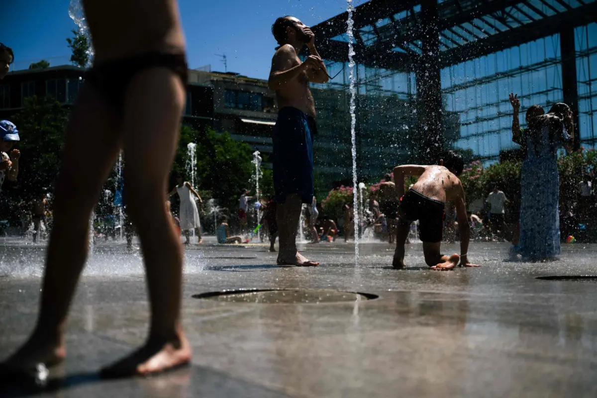 Entre janeiro e novembro, a temperatura média do ar à superfície foi 0,60 °C superior à temperatura média entre 1991 e 2020