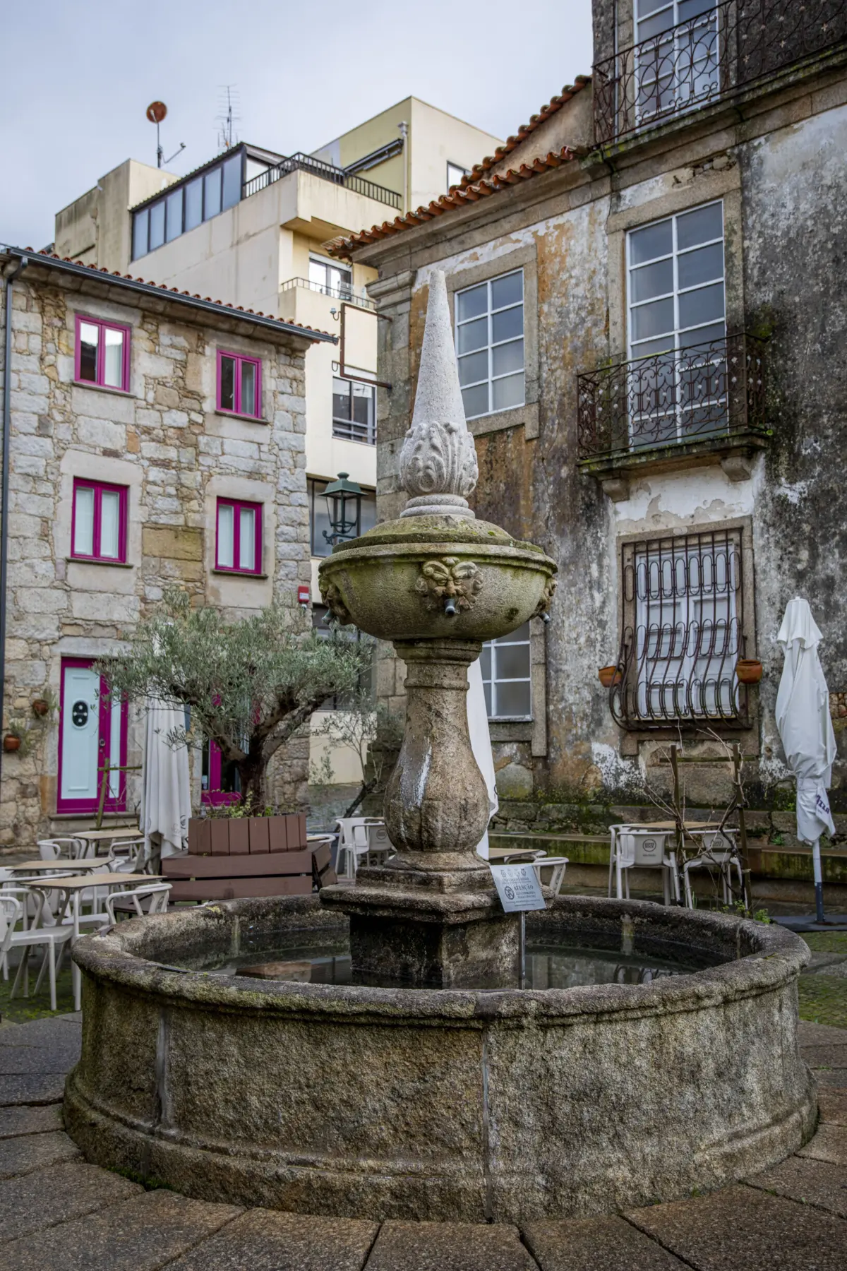 Imagem de contexto do artigo Restaurado chafariz centenário em Barcelos