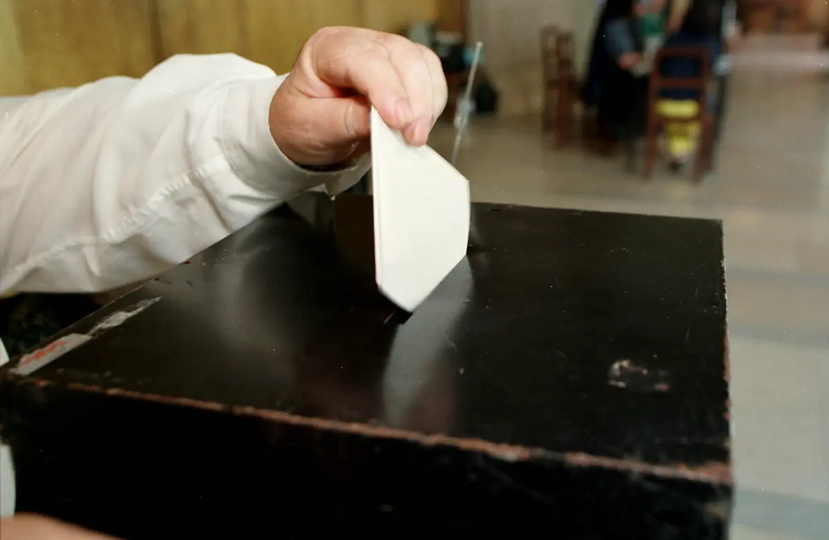 Os eleitores são chamados a eleger, pela 13.ª vez, 47 deputados à Assembleia Legislativa da Madeira