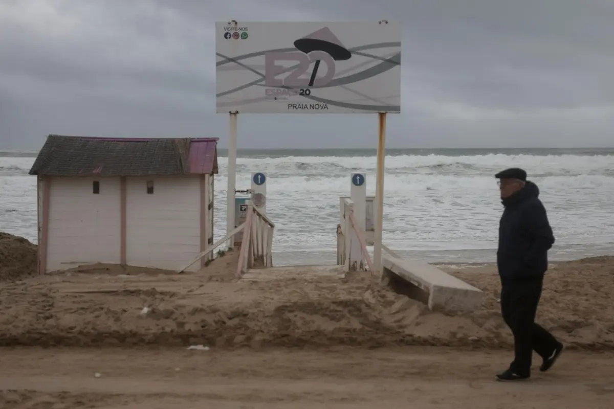 Imagem de contexto do artigo Autarca de Almada acusa Governo de acionar meios apenas para freguesia do PSD