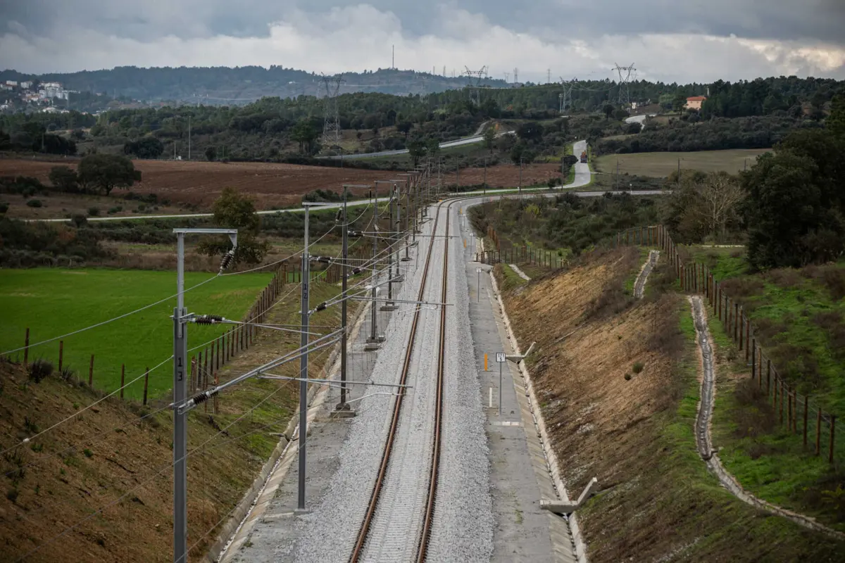 Comboio regressa esta segunda-feira à Linha da Beira Alta