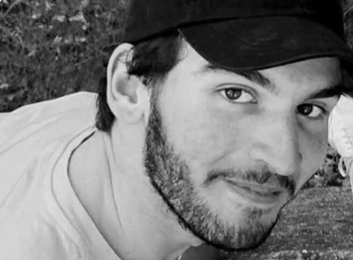 Fernando Santos, de 23 anos, estava em paragem cardiorrespiratória quando os bombeiros chegaram ao local do despiste