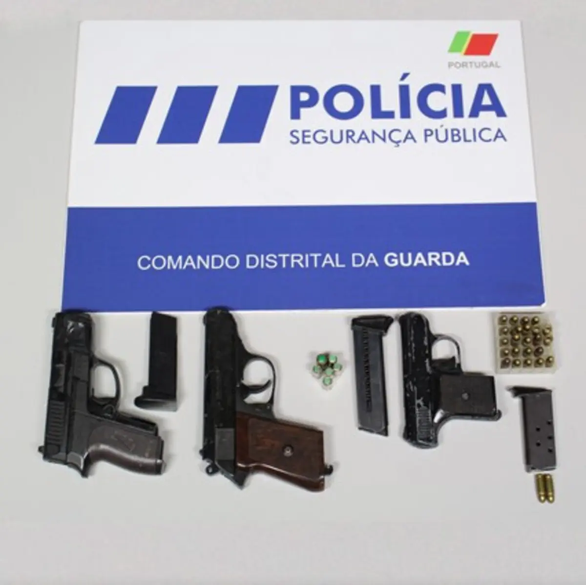 Imagem de contexto do artigo PSP apreendeu armas a suspeito de violência doméstica