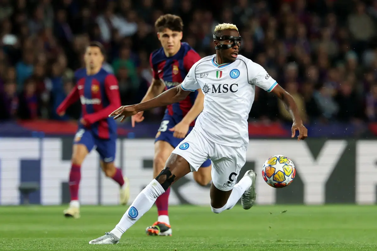 Osimhen atua no Nápoles