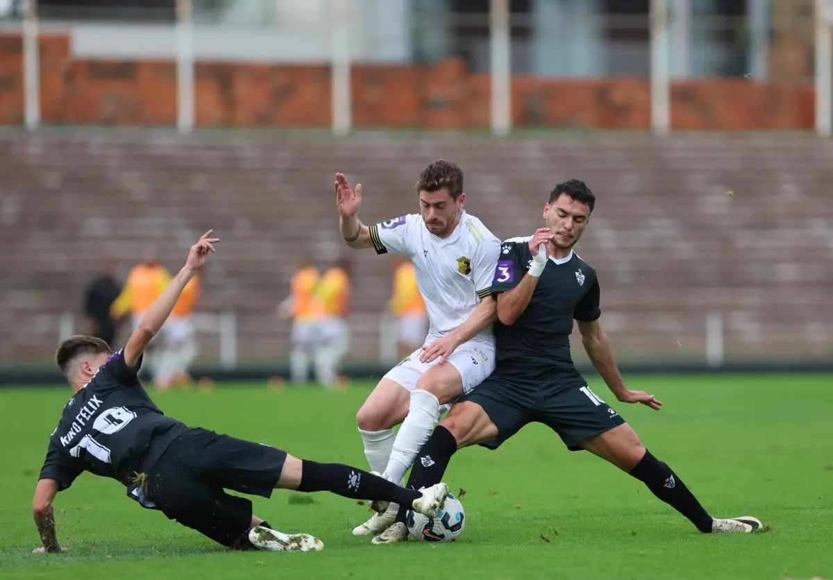 Fafe passou em São João da Madeira para a Liga 3