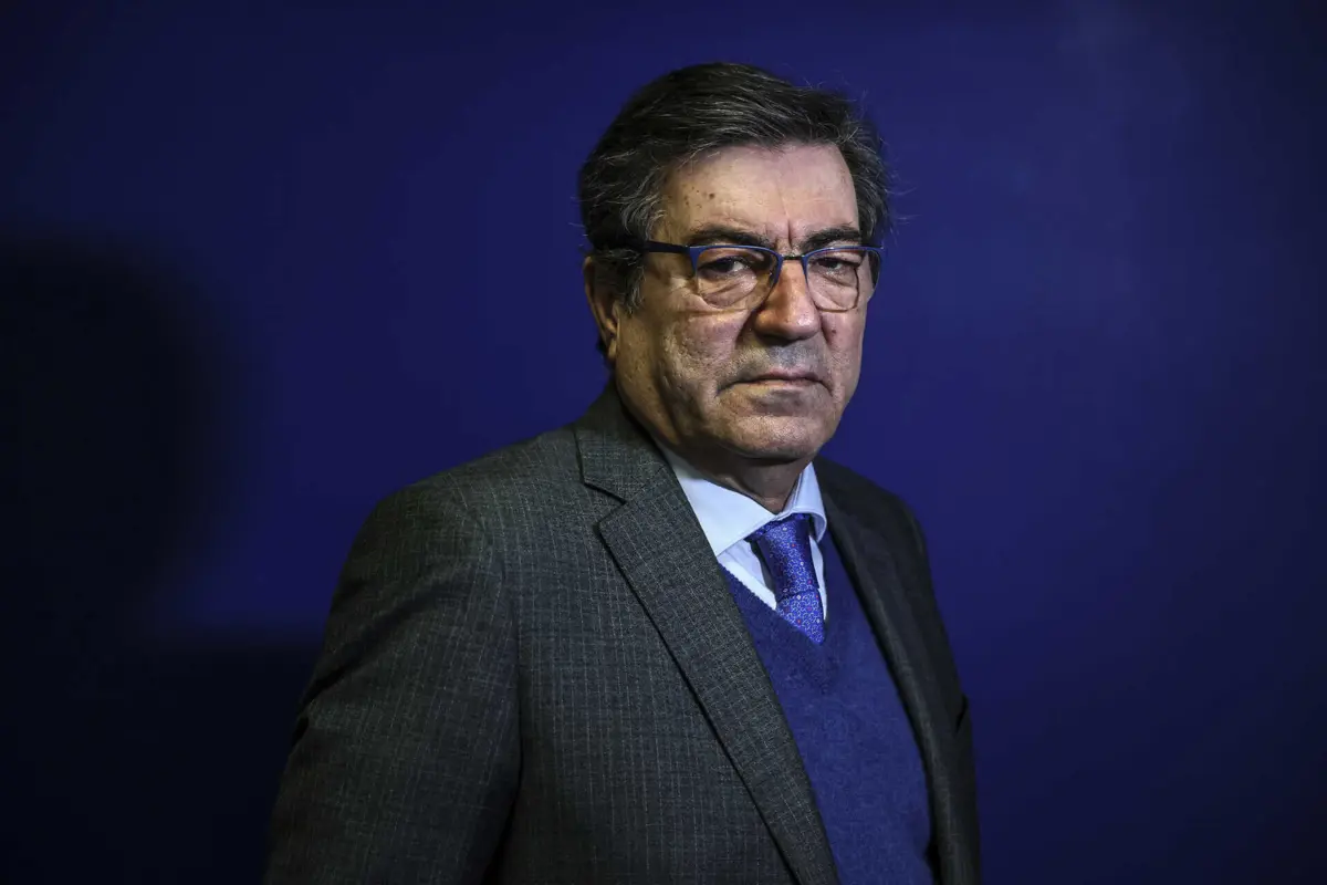 João Goulão admite que pode ter havido "défice de comunicação"