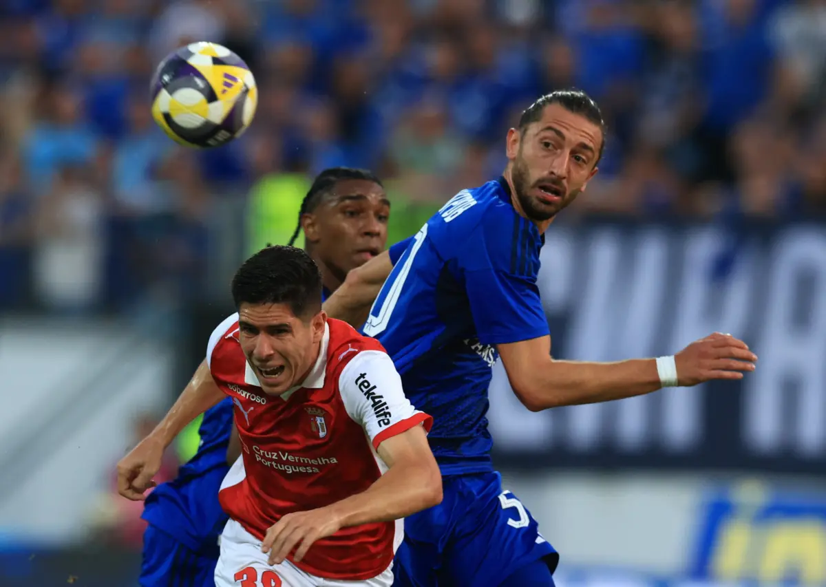 Fran Navarro em despique com Dimitrov, no jogo em Sófia