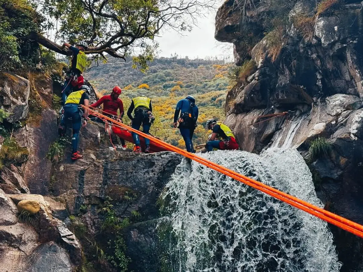 Operação de resgate complexa demorou quatro horas