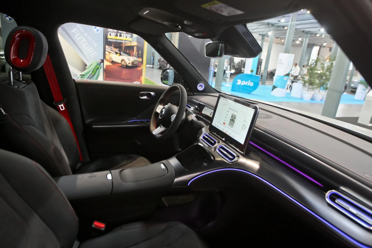 Imagem de contexto do artigo Futuro da mobilidade exposto na Alfândega com 13 novidades