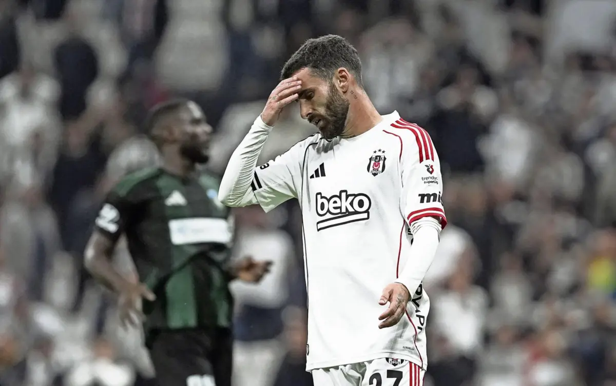 Rafa Silva poderá voltar ao Benfica