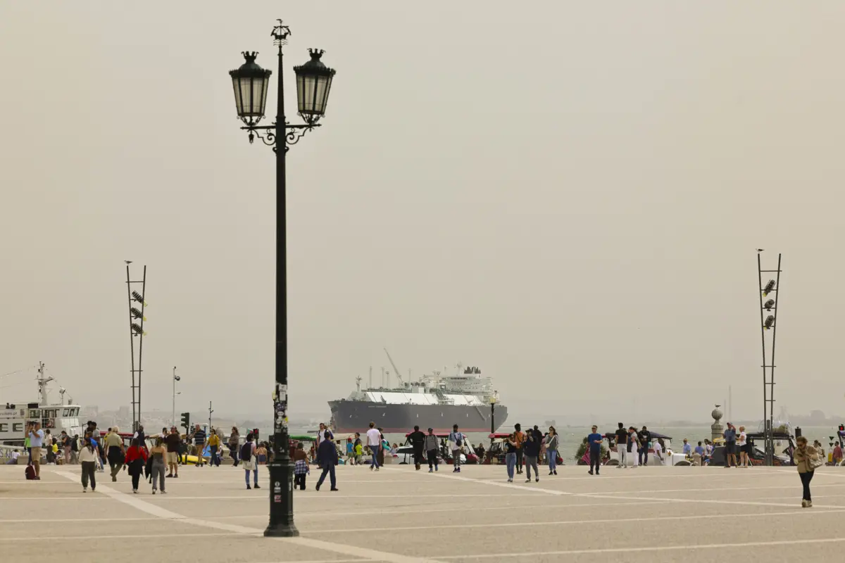 Situação afetou sobretudo as regiões do Alentejo e Algarve e o interior da região Centro, mas também chegou um pouco a todo o país. As imagens são de Lisboa