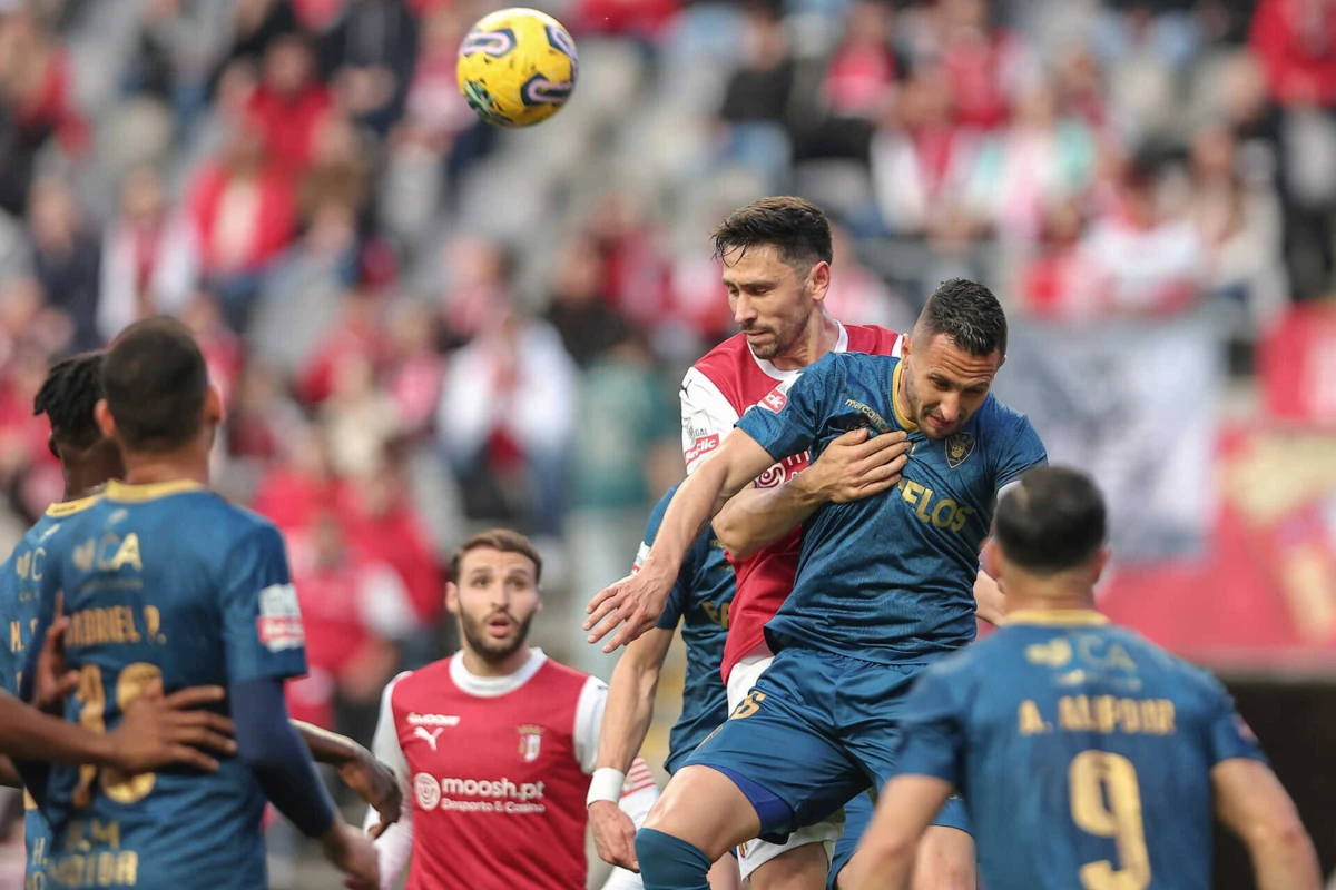 Paulo Oliveira lesionou-se frente ao Gil Vicente