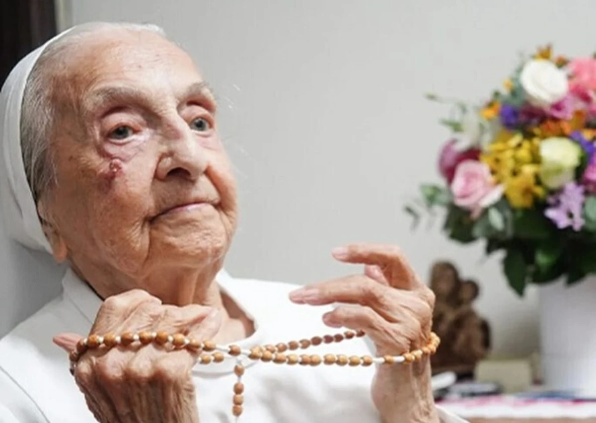 No seu 110.º aniversário, Inah Canabarro foi homenageada pelo Papa Francisco