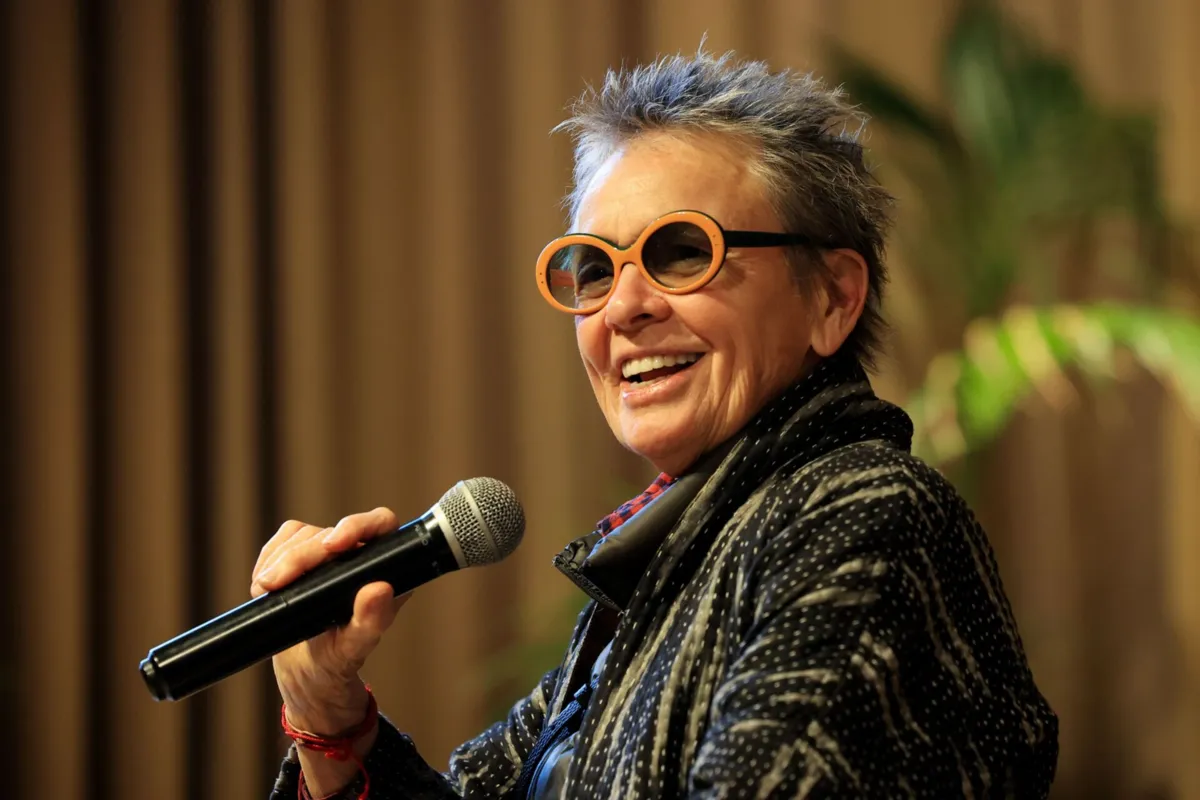 Laurie Anderson na conversa esta manhã no Teatro Rivoli