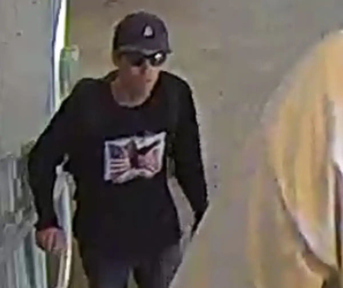 Autoridades norte-americanas pedem ajuda para identificar suspeito de homicídio