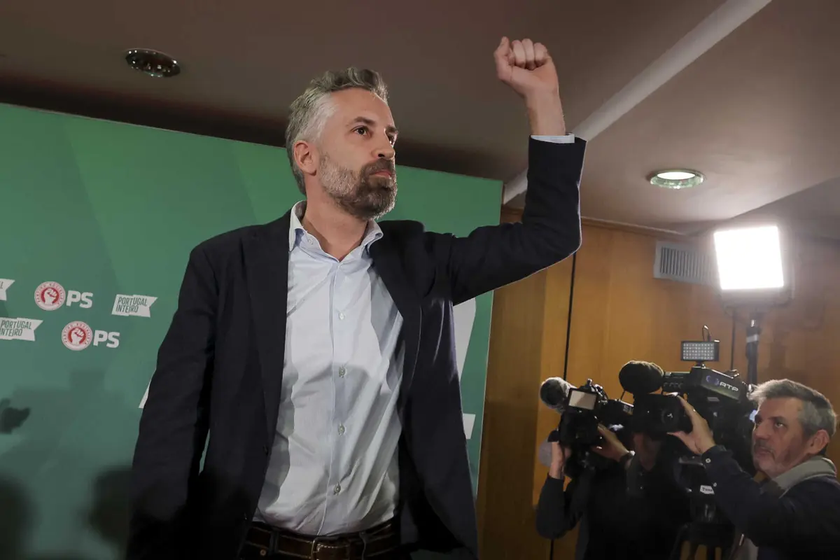 O líder socialista foi bastante pelos militantes do partido aplaudido durante o discurso