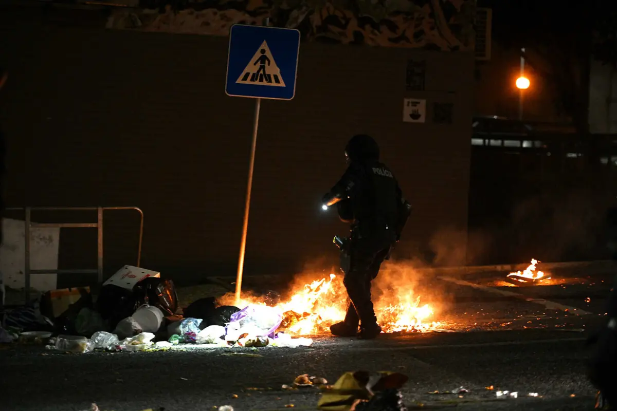 Imagem de contexto do artigo Autarca de Loures defende despejo de participantes em distúrbios