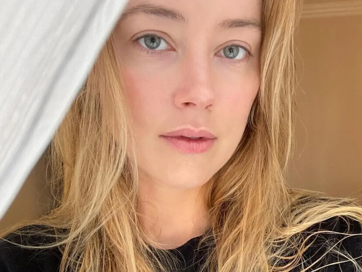 Atriz estreia-se no teatro depois de se ter afastado de Hollywood