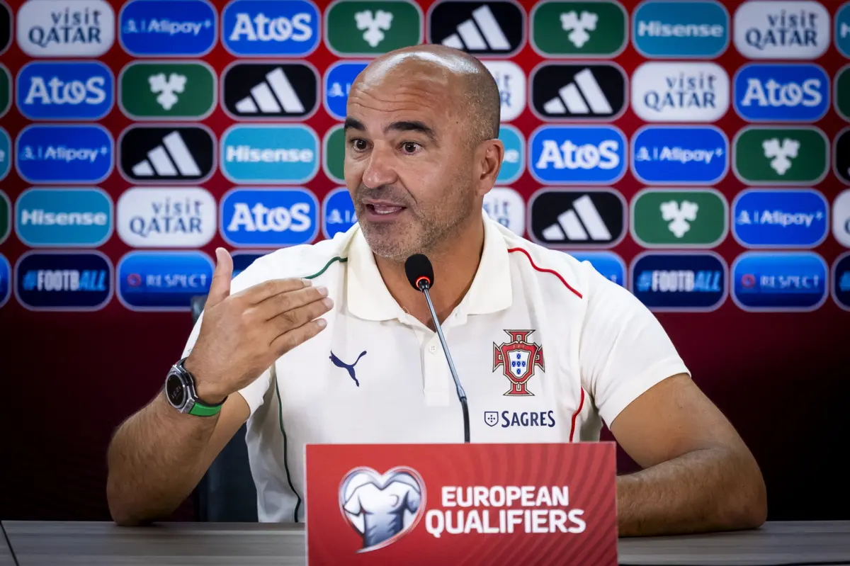 Roberto Martínez procura somar mais um triunfo rumo ao Mundial 2026