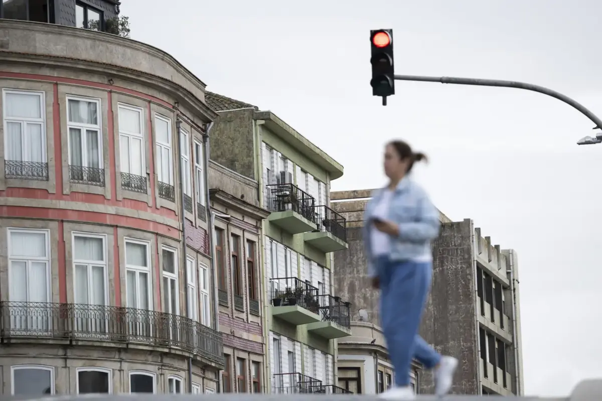 Acesso à habitação por parte dos jovens degradou-se "significativamente"