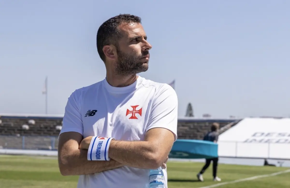 João Nuno dá o salto para a primeira divisão