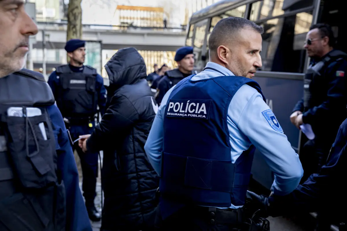 Arguidos são suspeitos de vários crimes