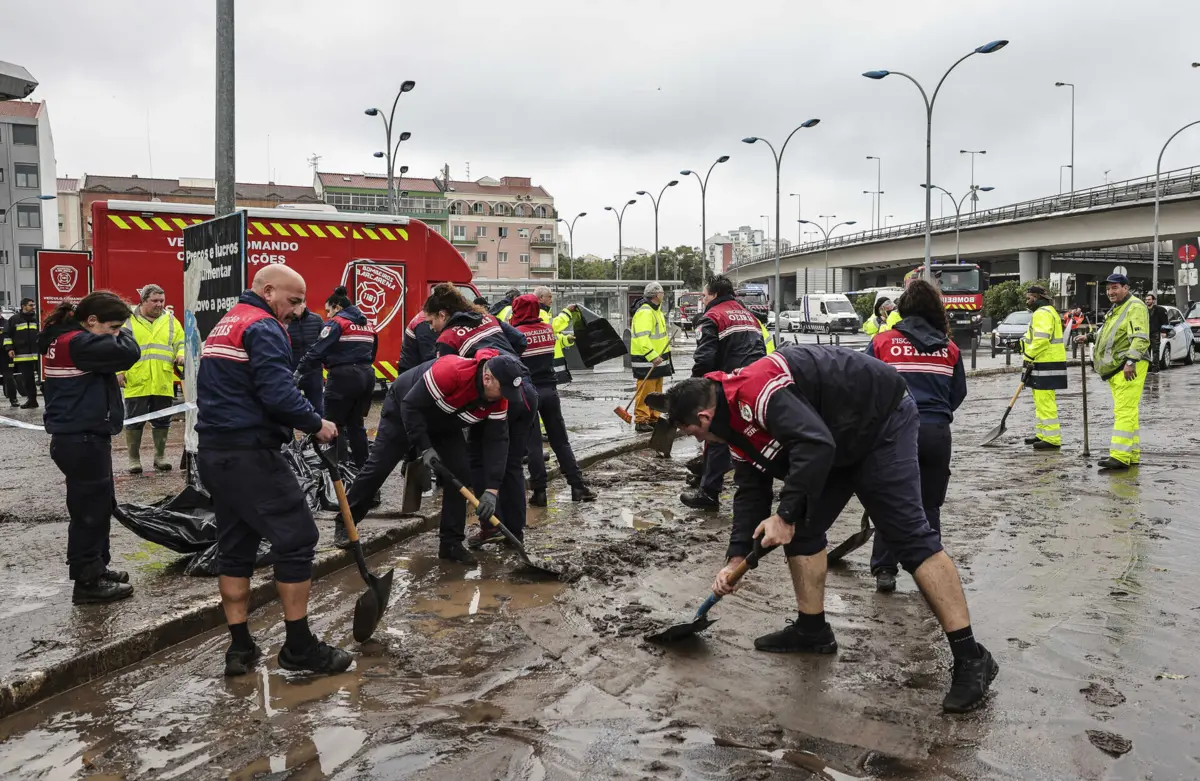 Inundações (44%) e tempestades (34%) são os eventos que causaram os maiores prejuízos