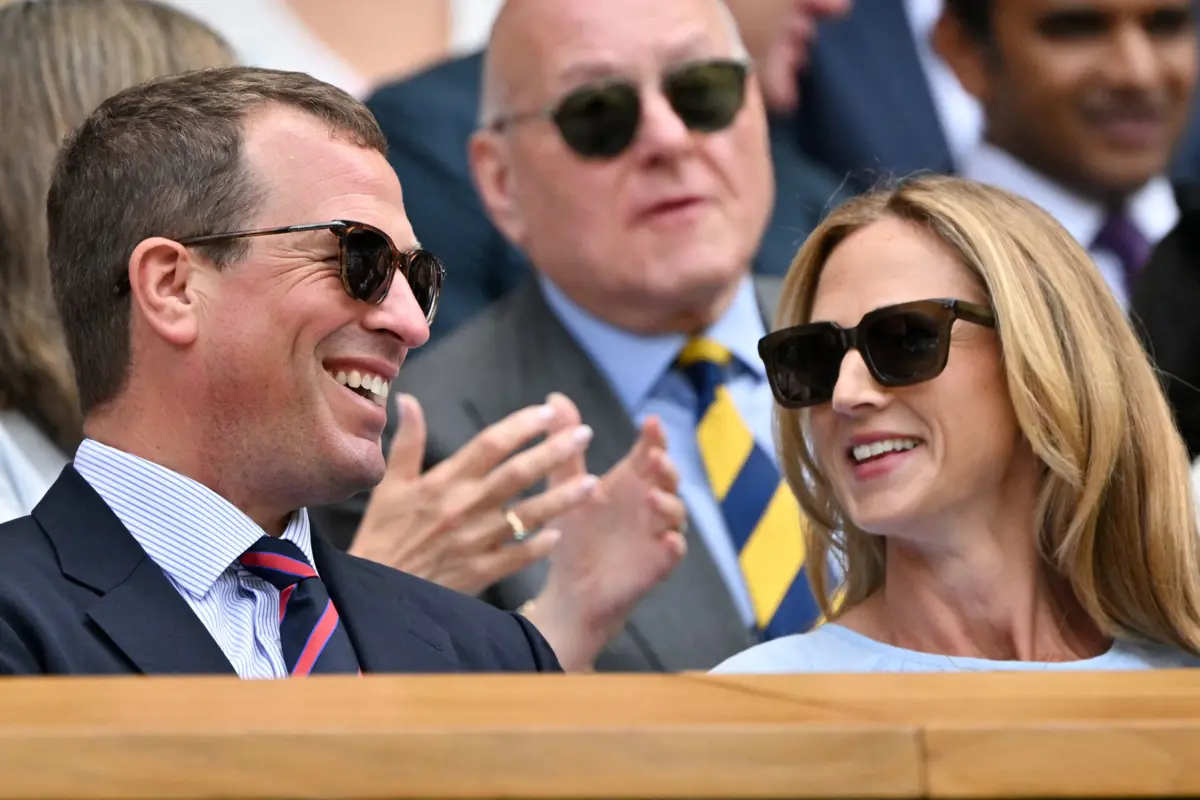 Peter Phillips e Harriet Sperling no torneio de Wimbledon