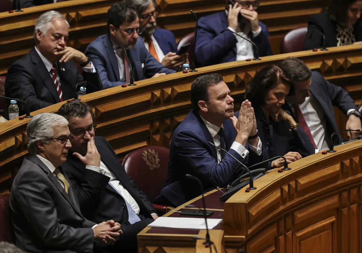 Programa do Governo vai ser entregue no parlamento esta quarta-feira