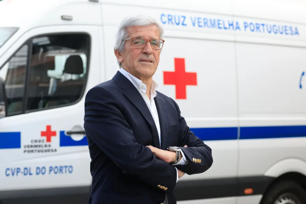Luís Vasconcelos é presidente da delegação do Porto da Cruz Vermelha há meio ano