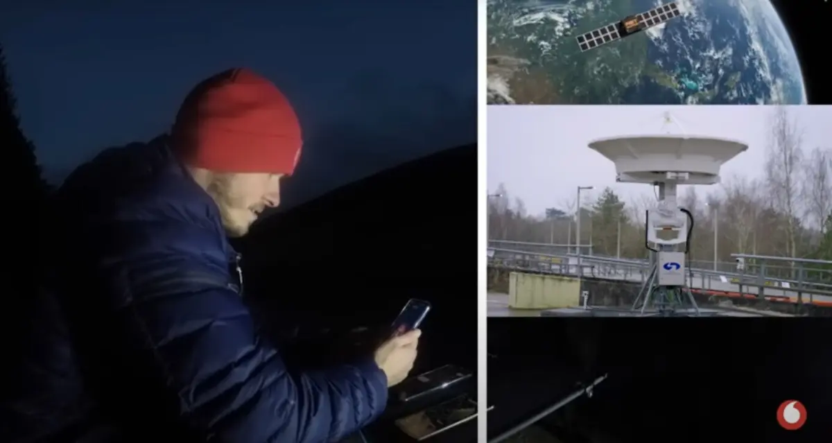 A primeira videochamada espacial foi realizada a partir de uma remota localização montanhosa no País de Gales, entre Rowan Chesmer, engenheiro da Vodafone, e Margherita Della Valle, presidente executiva (CEO) da Vodafone