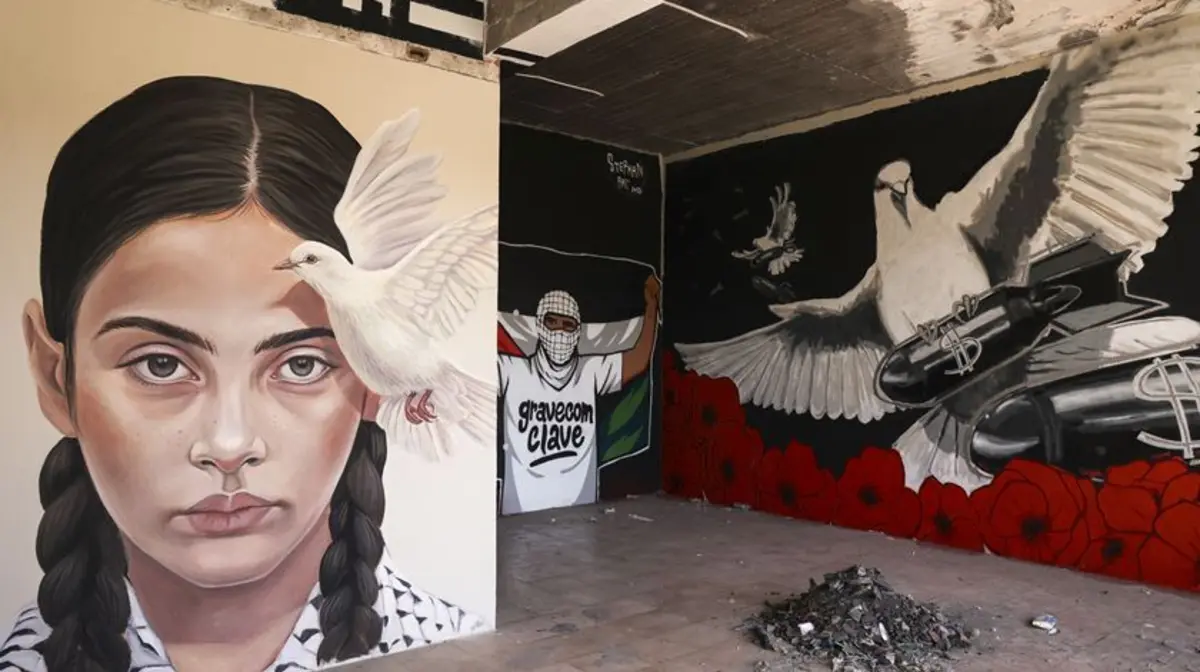 Mostra contou com a participação de meia centena de artistas