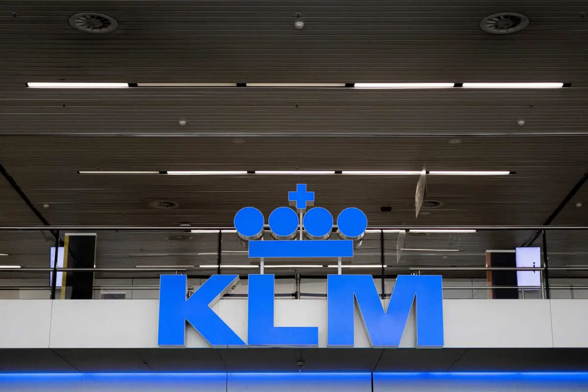 A companhia KLM não revelou a identidade da vítima