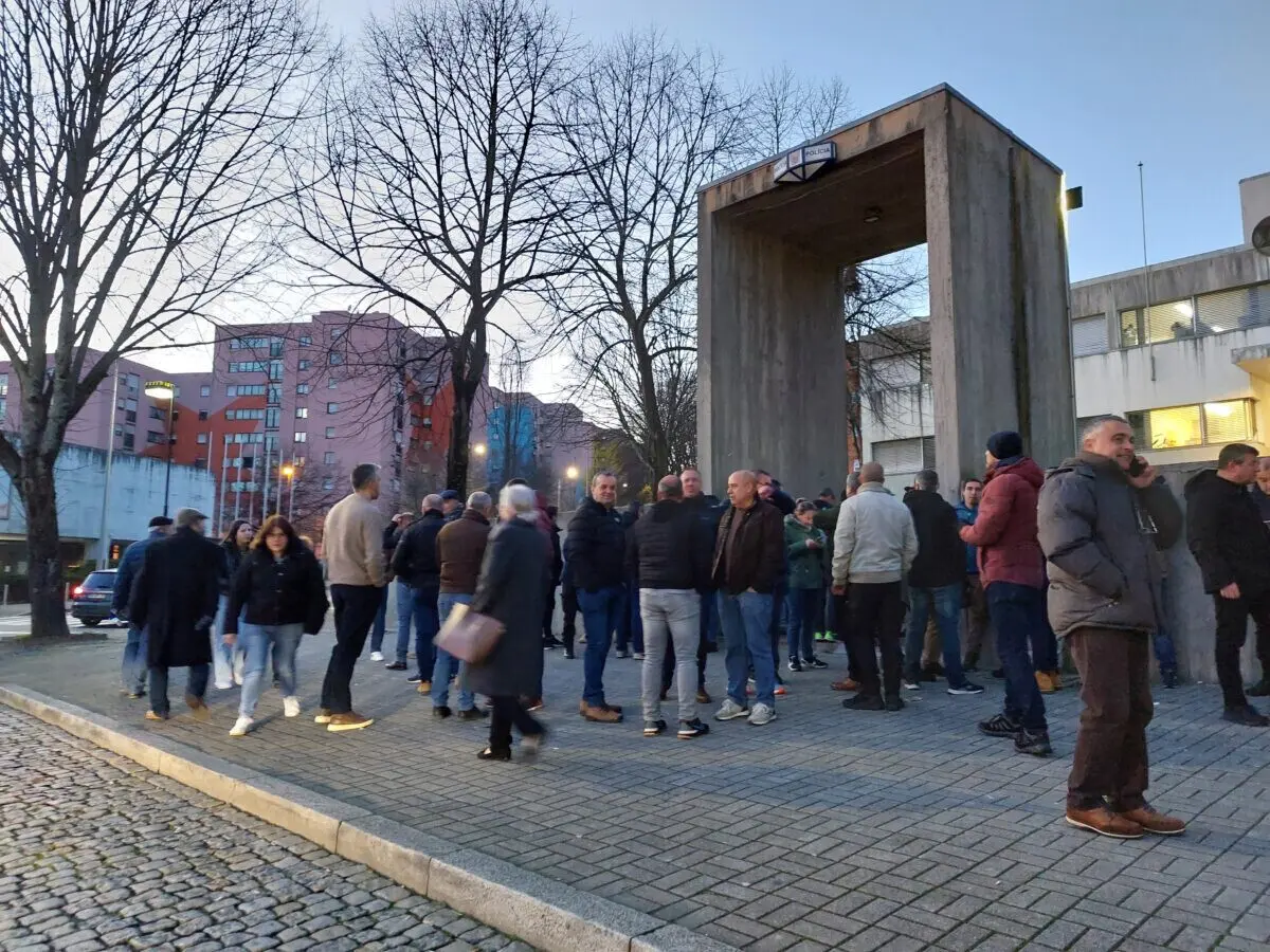 Imagem de contexto do artigo Polícias em protesto em frente à esquadra de Guimarães