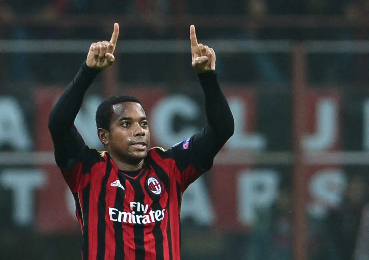 Robinho jogava no AC Milan quando violou uma jovem em 2013, num clube noturno de Milão