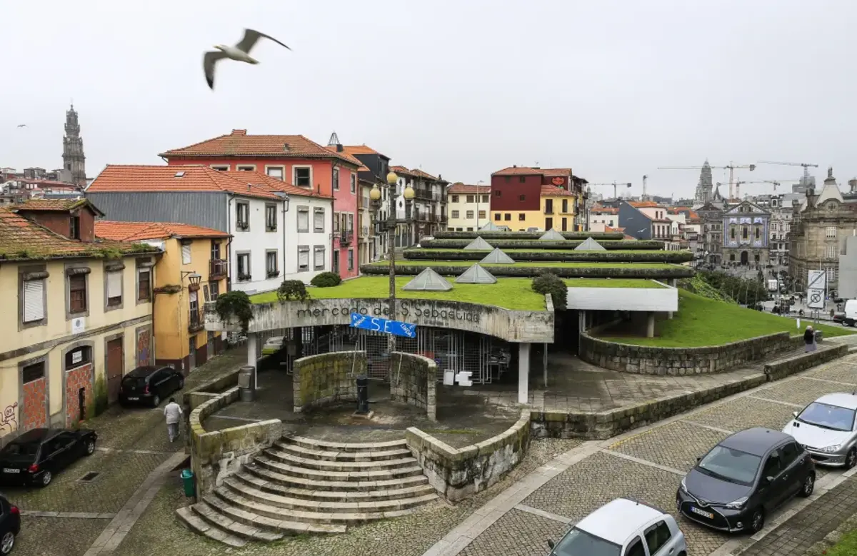 Mercado S. Sebastião, na Sé, Centro Histórico do Porto