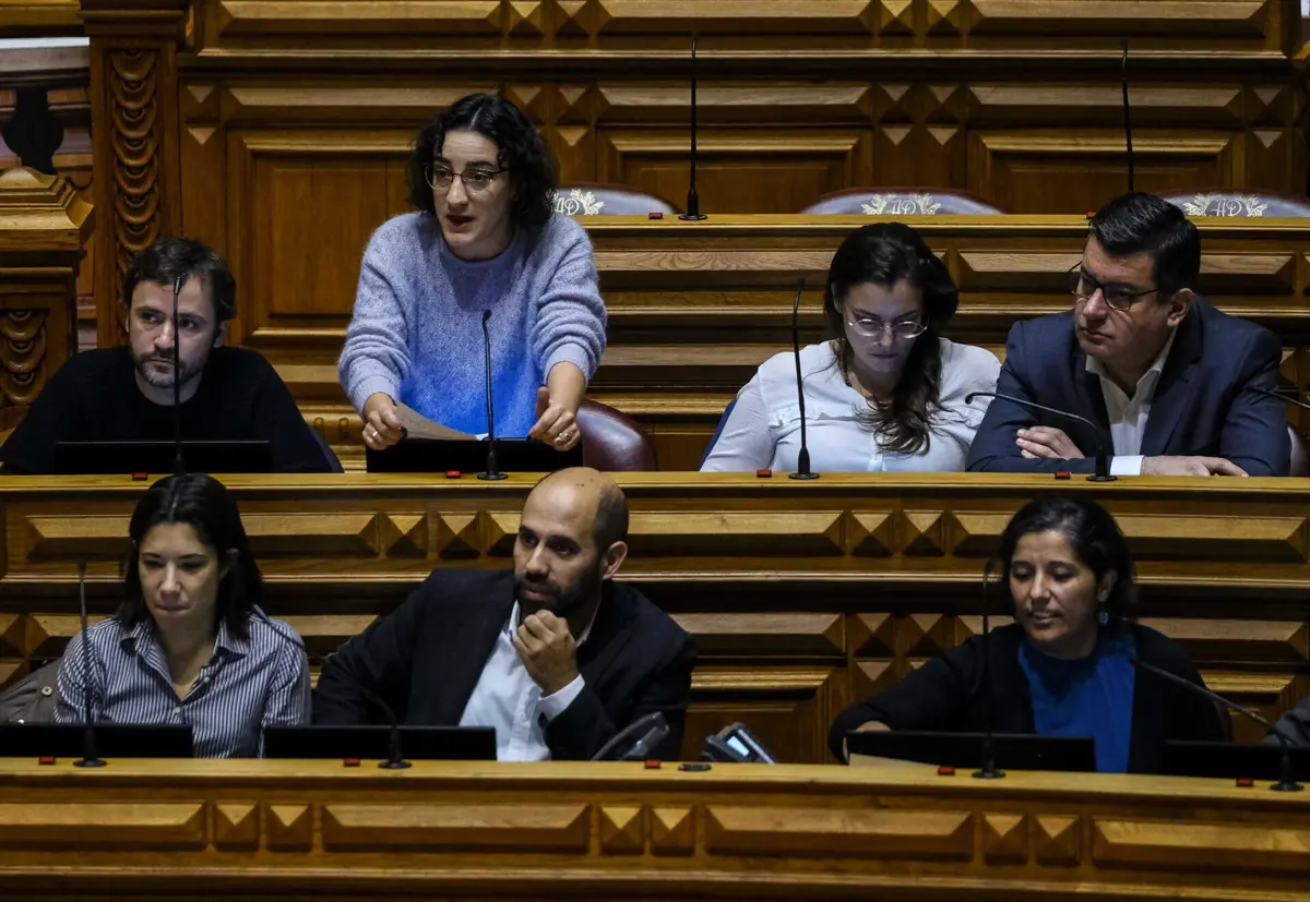 Em Portugal, no último hemiciclo foram eleitas 85 mulheres num total de 230 deputados