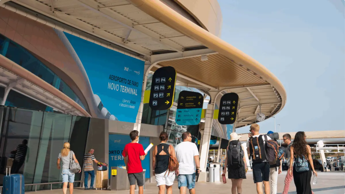 Aeroporto de Faro chegou pela primeira vez aos dez milhões de passageiros