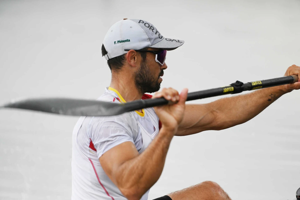 O canoísta Fernando Pimenta